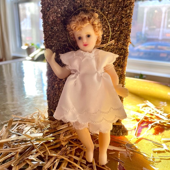 Nativity:wax baby Jesus (classic santon style) in his cradle.Handmade.Impeccable - Picture 4 of 12